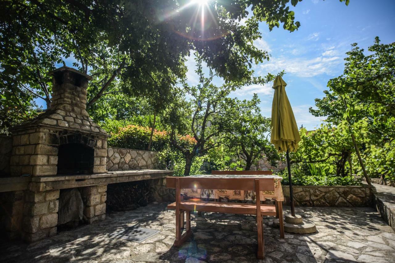 Apartmani Vitkovic II Црес Экстерьер фото