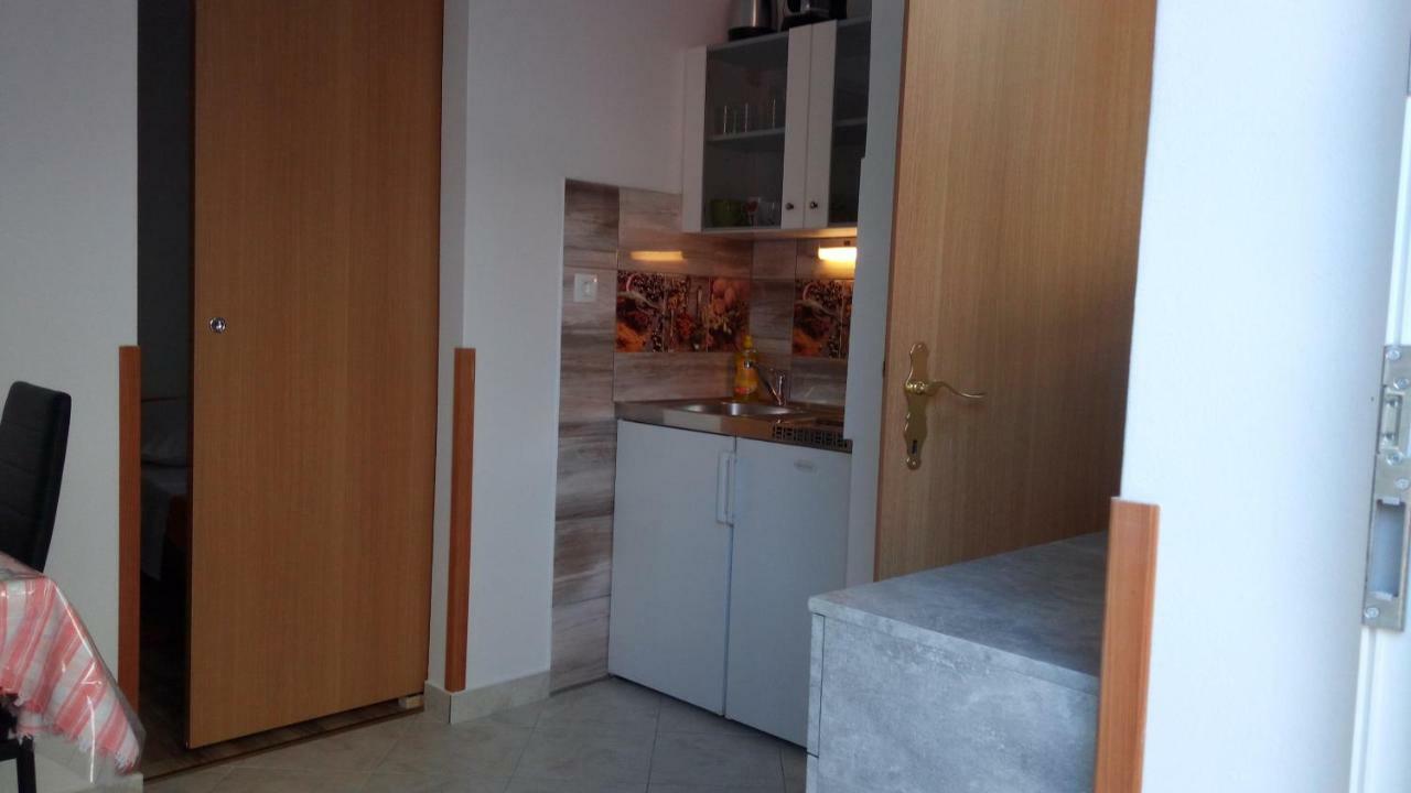 Apartmani Vitkovic II Црес Экстерьер фото