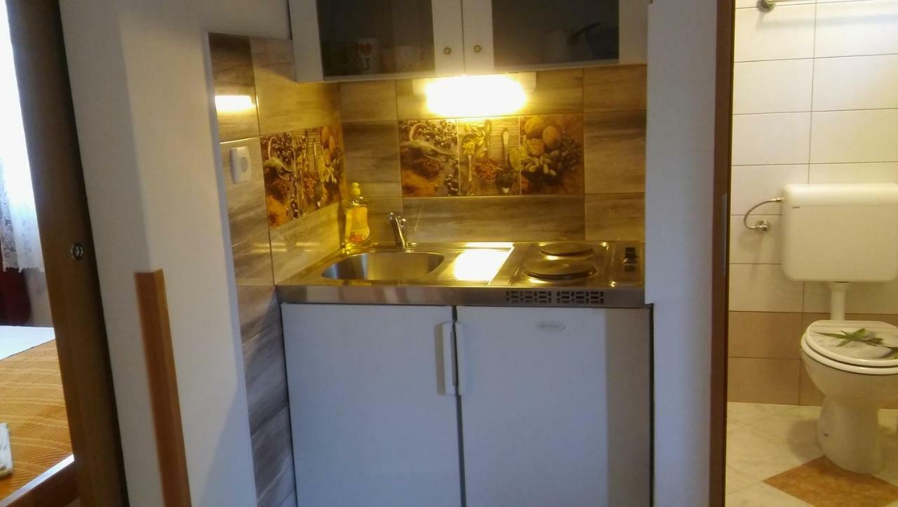 Apartmani Vitkovic II Црес Экстерьер фото