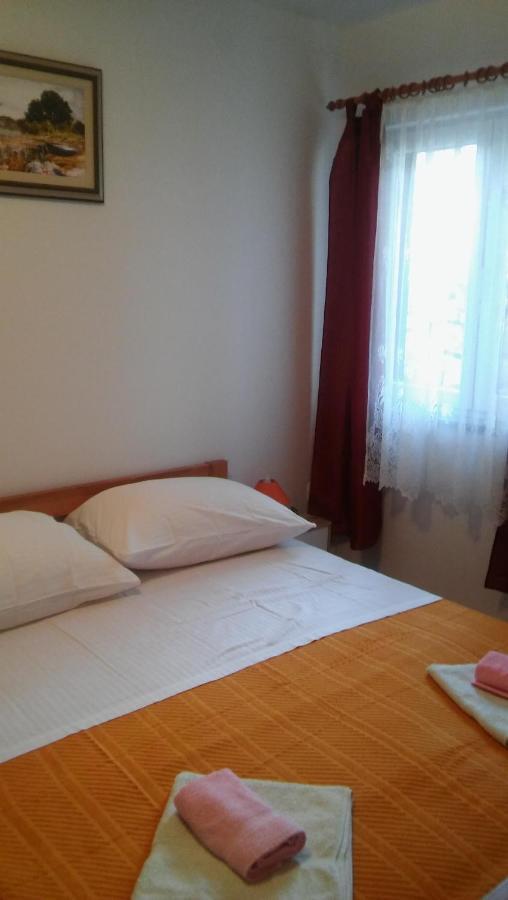 Apartmani Vitkovic II Црес Экстерьер фото